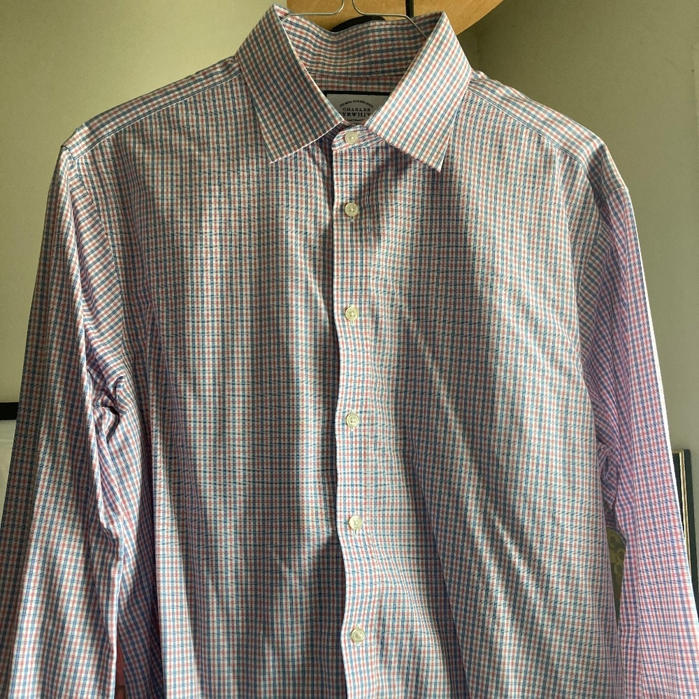 CHARLES TYRWHITT NON-IRON POPLIN DRESS SHIRT - SIZE 16.5/35